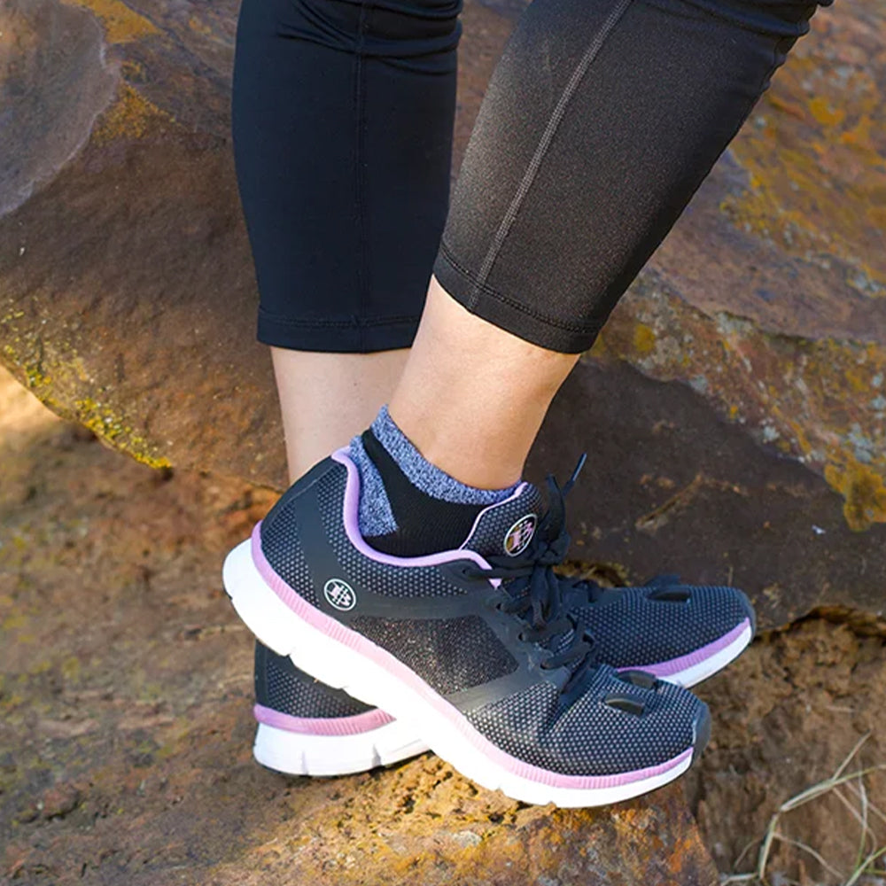 High Beam Women's Night Runner Shoes DC-High Beam Shoes/Goodrich Products