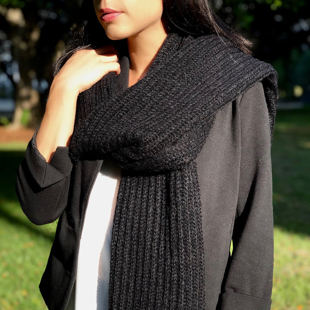 Chunky Black Knit Alpaca Scarf - Luxury Winter Accessory